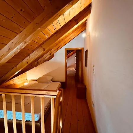 Wonderful Rooftop Gallery With A Balcony
