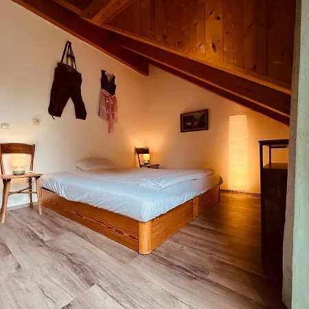 Appartement Wonderful Rooftop Gallery With A Balcony *